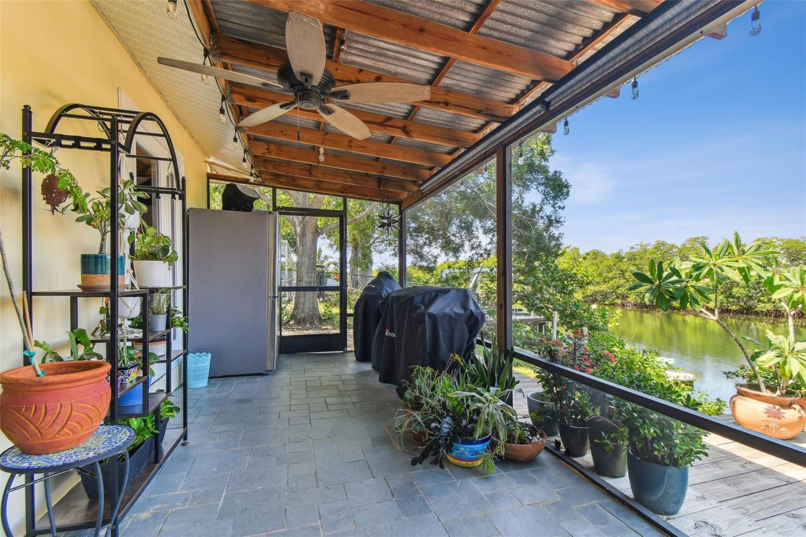 Image 18 of 41 For 4624 Bay Crest Drive