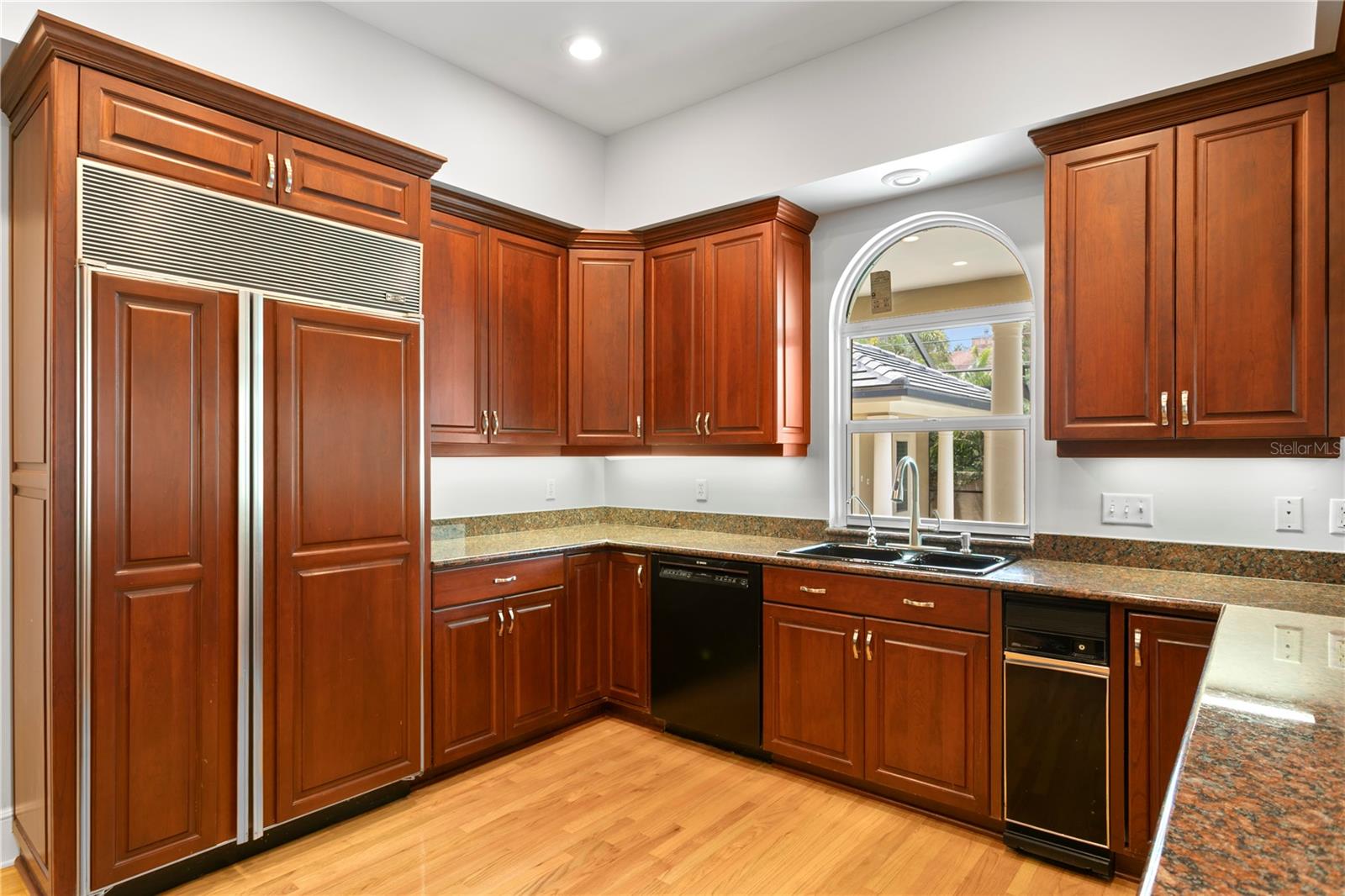 Image 21 of 65 For 4301 Swann Avenue