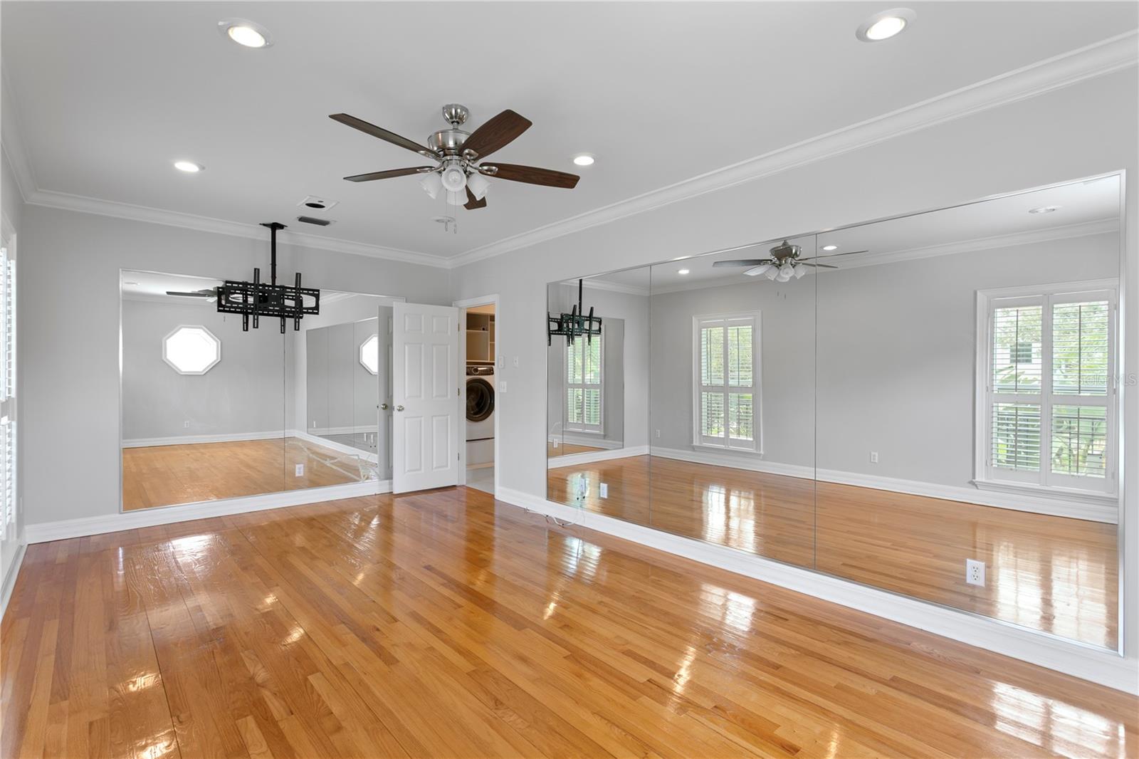 Image 50 of 65 For 4301 Swann Avenue