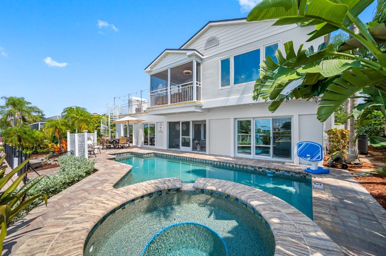 Image 10 of 80 For 4545 Harbor Hills Drive