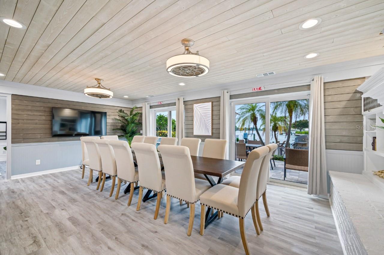 Image 17 of 80 For 4545 Harbor Hills Drive