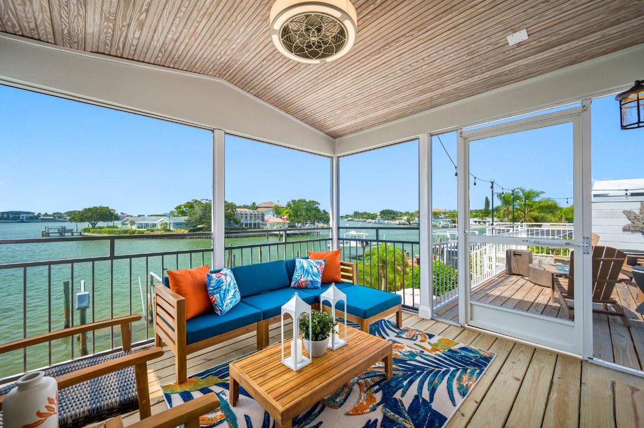 Image 4 of 80 For 4545 Harbor Hills Drive