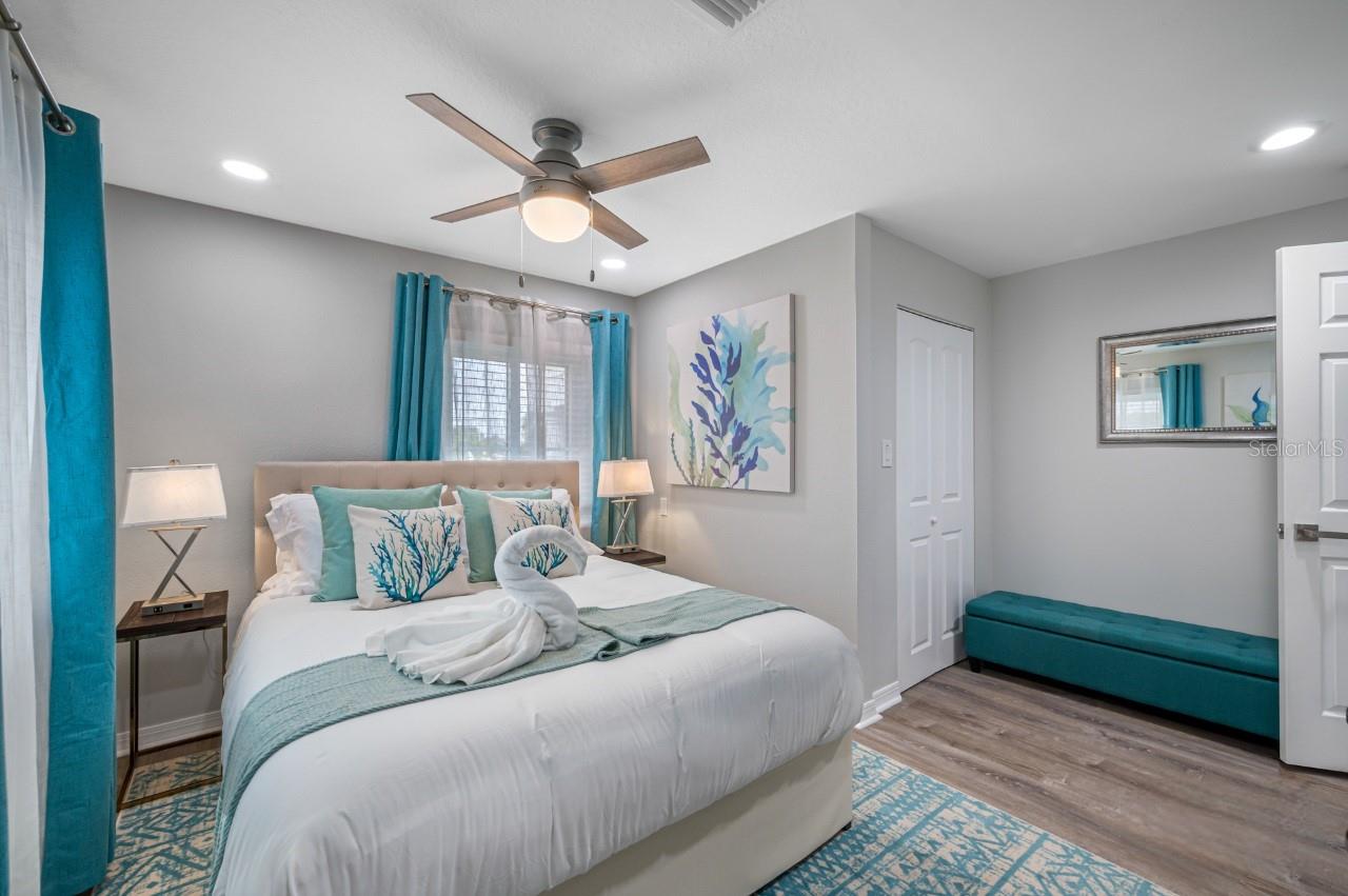 Image 45 of 80 For 4545 Harbor Hills Drive