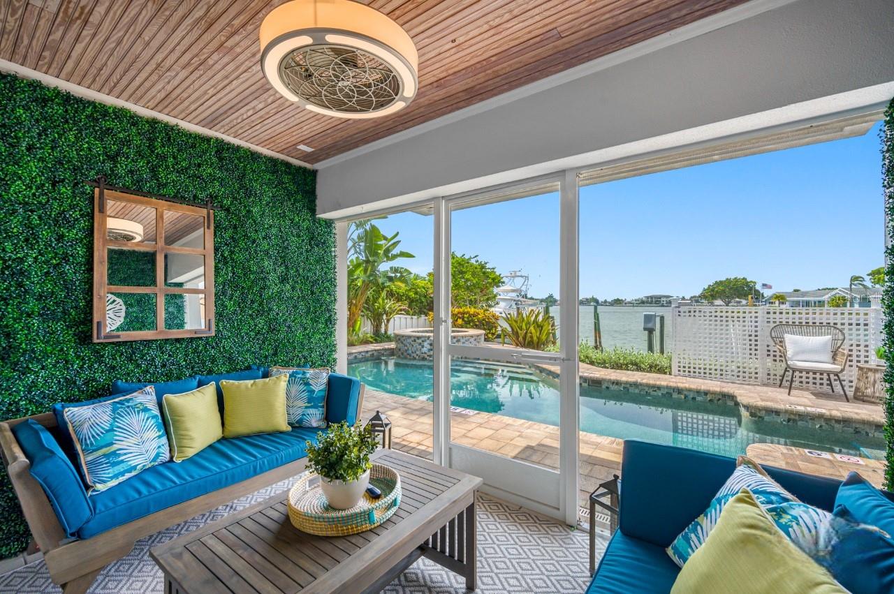 Image 8 of 80 For 4545 Harbor Hills Drive