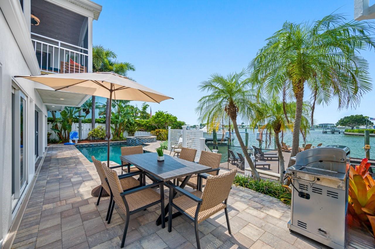 Image 9 of 80 For 4545 Harbor Hills Drive