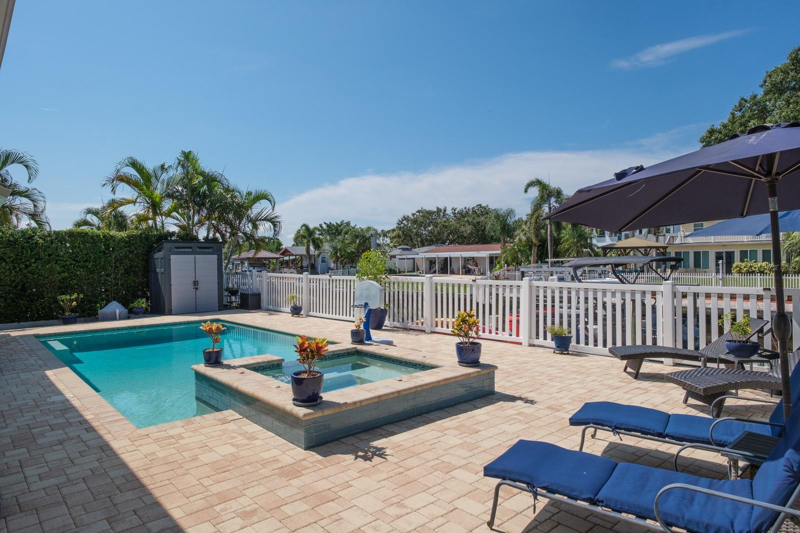 Listing photo id 60 for 10728 Dowry Avenue