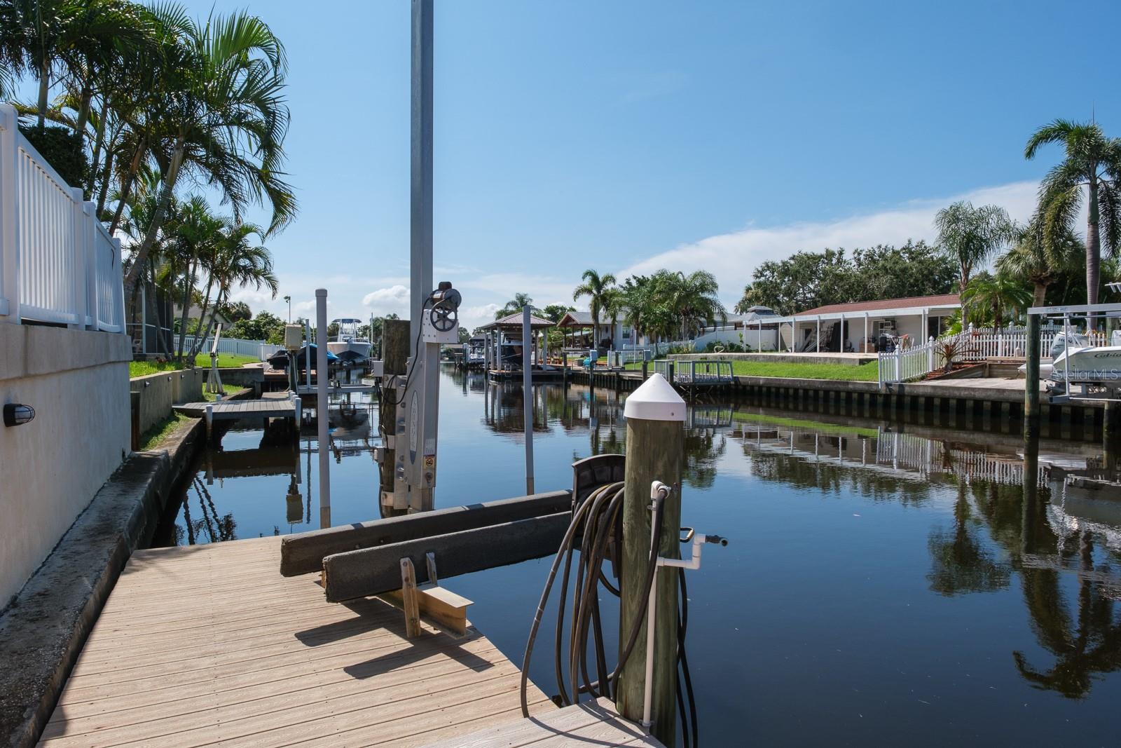 Listing photo id 74 for 10728 Dowry Avenue