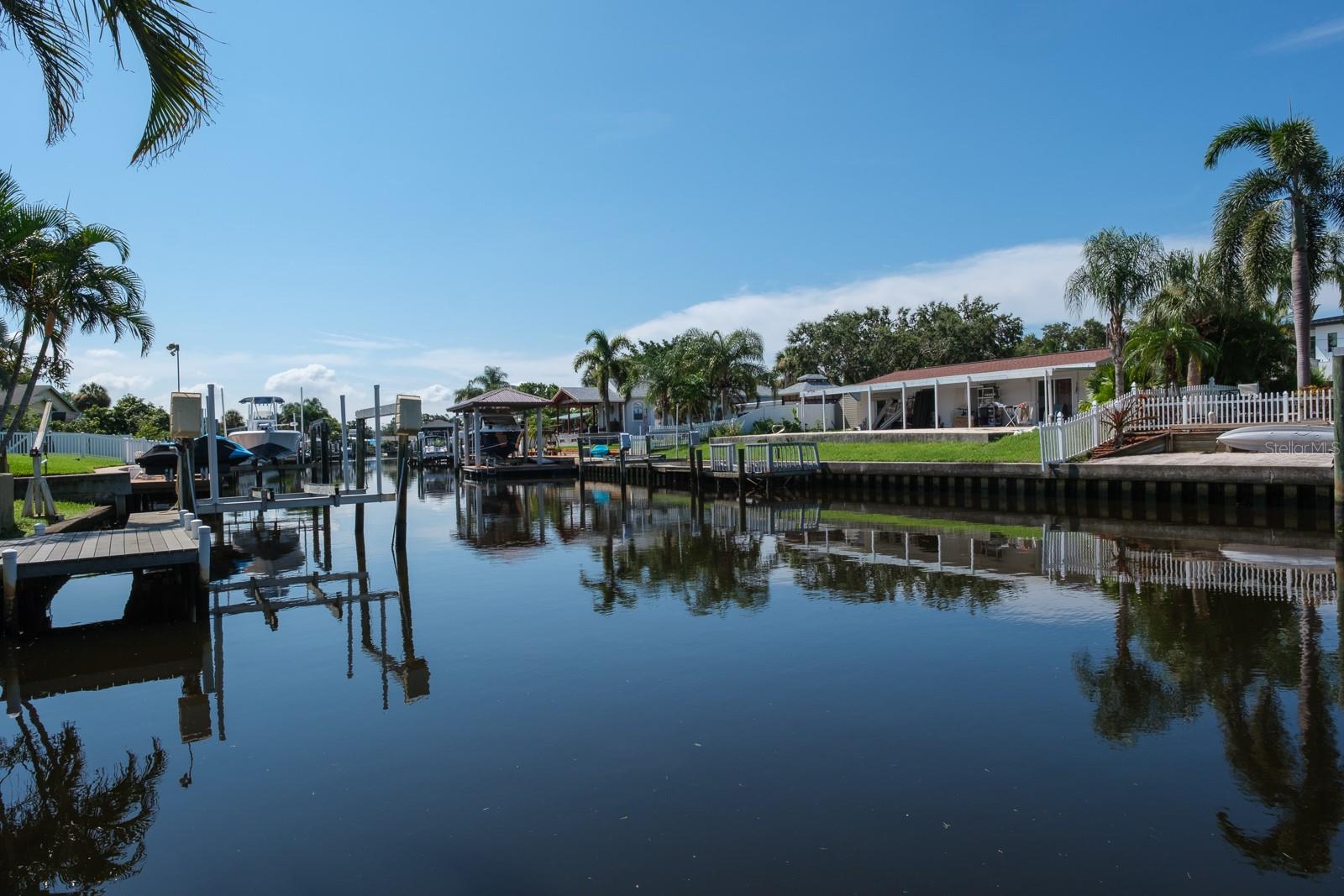 Listing photo id 75 for 10728 Dowry Avenue