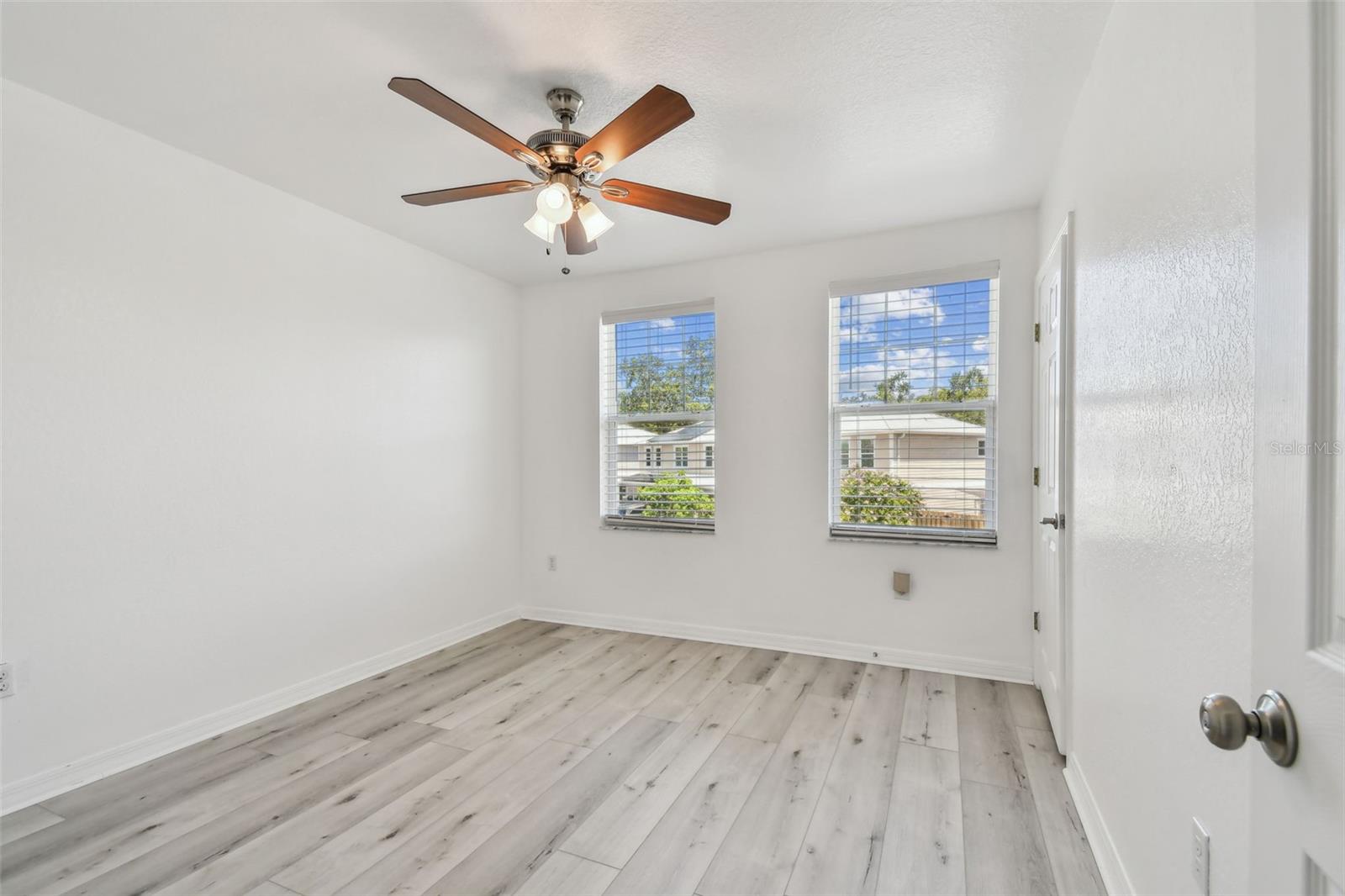 Image 13 of 44 For 587 Shady Grove Drive