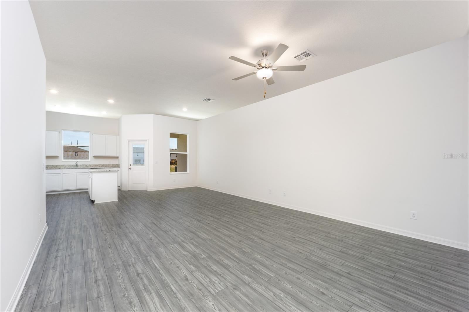 Image 6 of 16 For 763 Poppy Lane