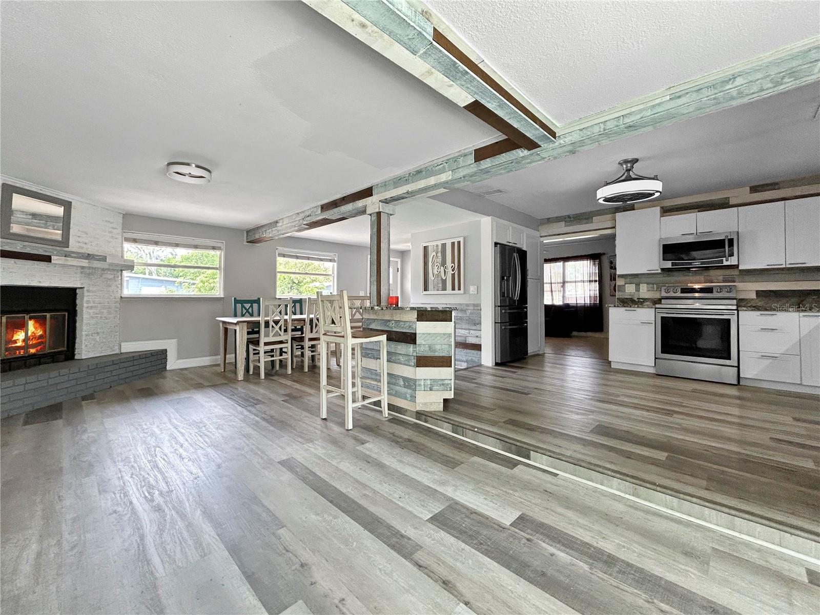 Image 3 of 34 For 7310 11th Avenue N