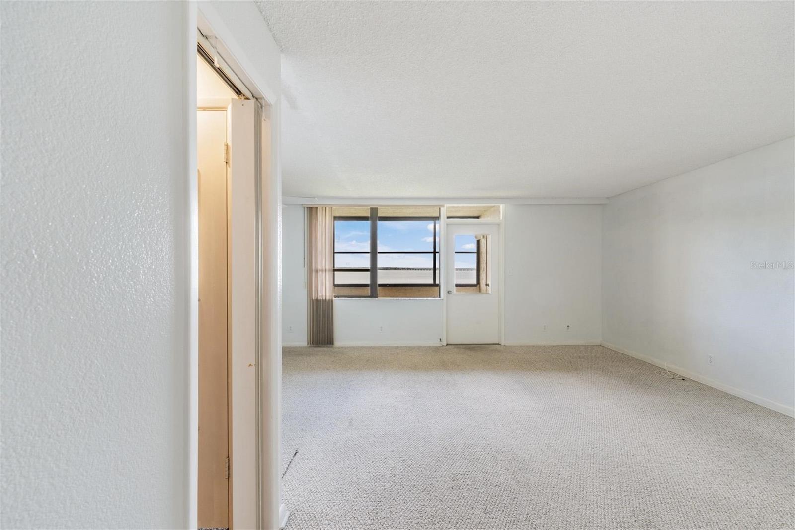 Image 10 of 49 For 2617 Cove Cay Drive 706