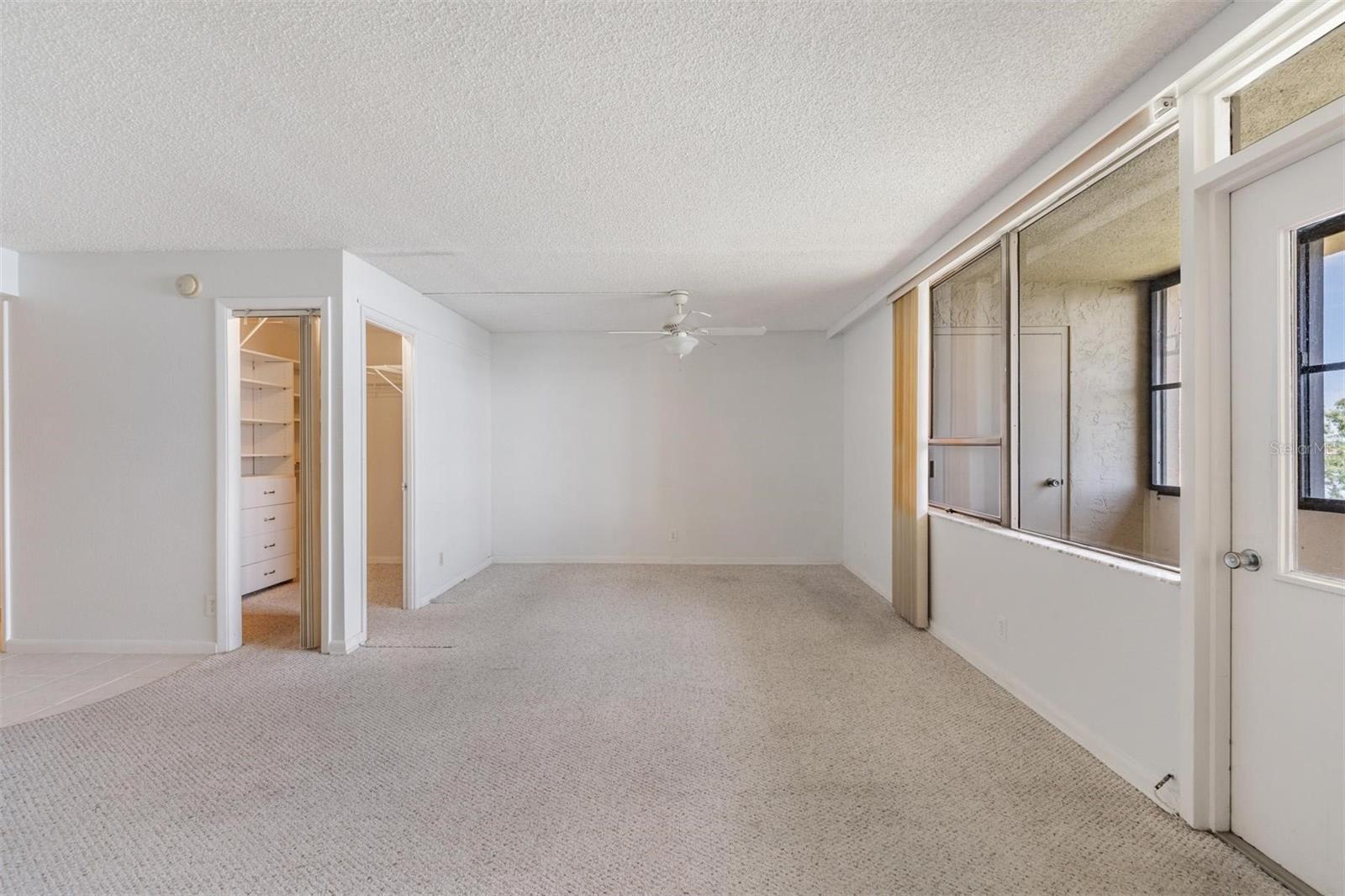 Image 13 of 49 For 2617 Cove Cay Drive 706