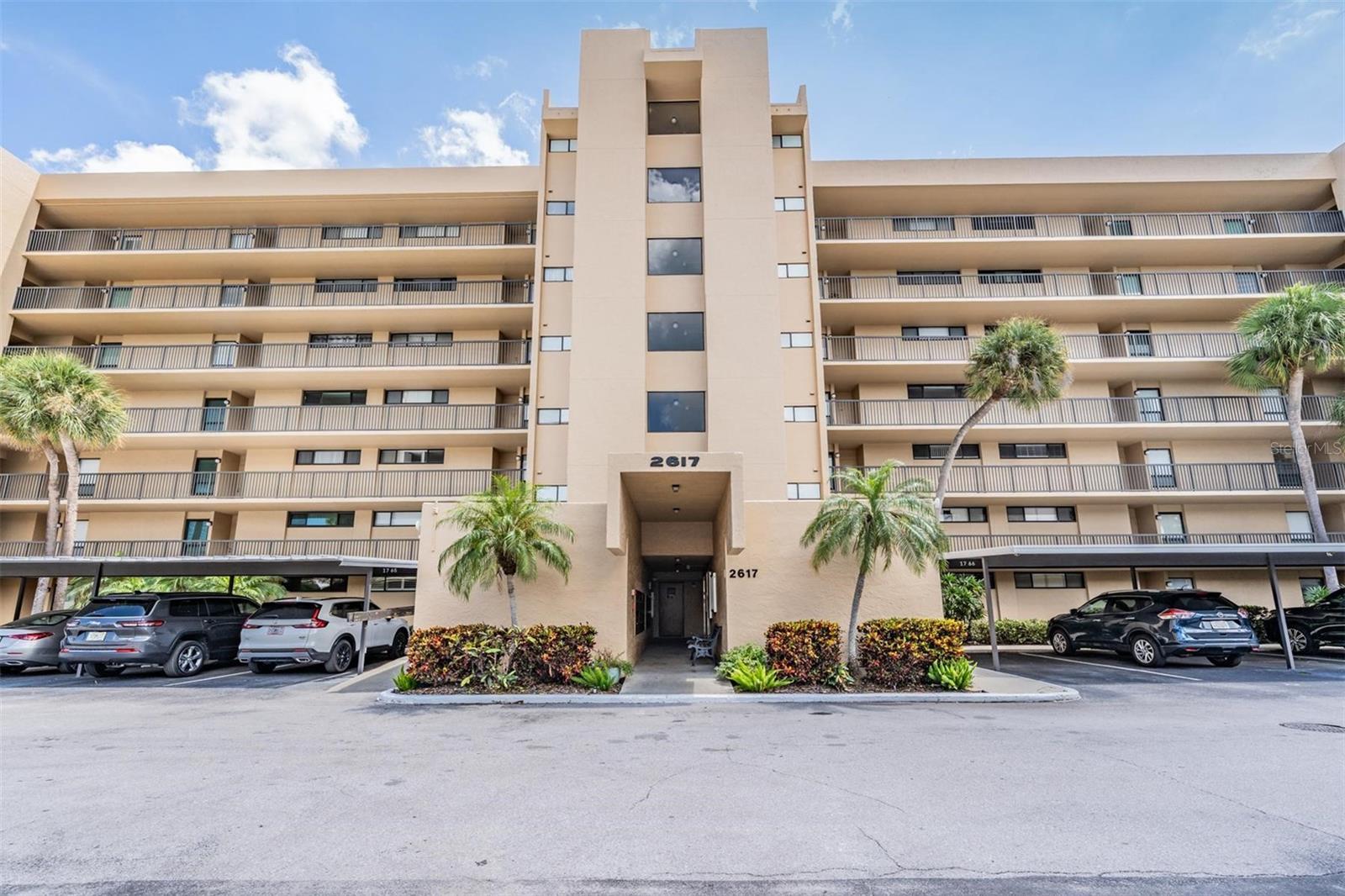 Image 2 of 49 For 2617 Cove Cay Drive 706