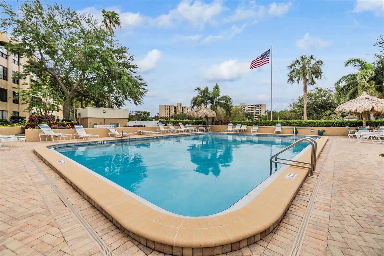Image 24 of 49 For 2617 Cove Cay Drive 706