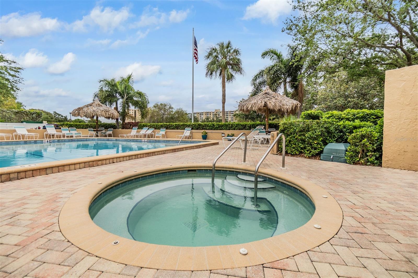 Image 25 of 49 For 2617 Cove Cay Drive 706