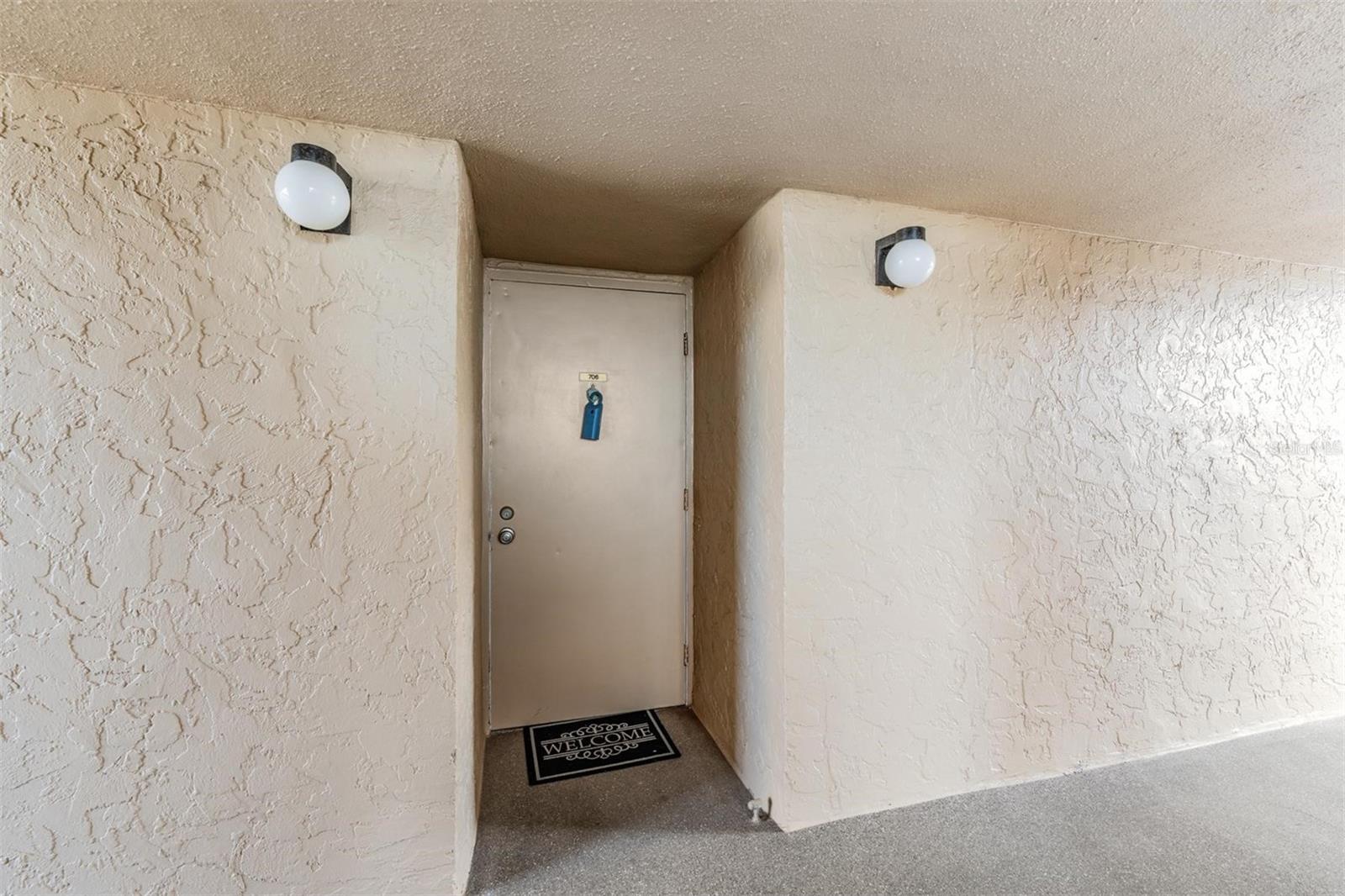 Image 4 of 49 For 2617 Cove Cay Drive 706