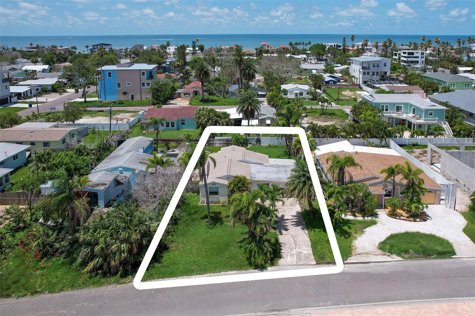 Details for 16104 Redington Drive, REDINGTON BEACH, FL 33708