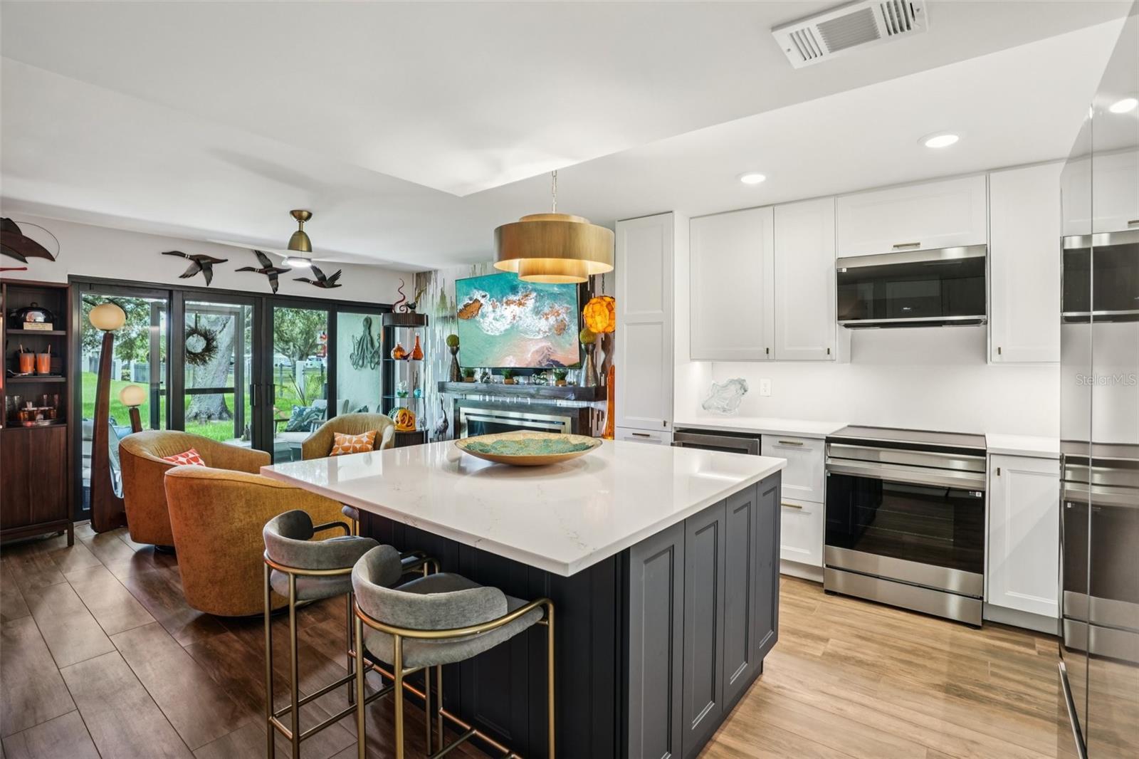 Image 12 of 39 For 5085 1st Street Ne 143