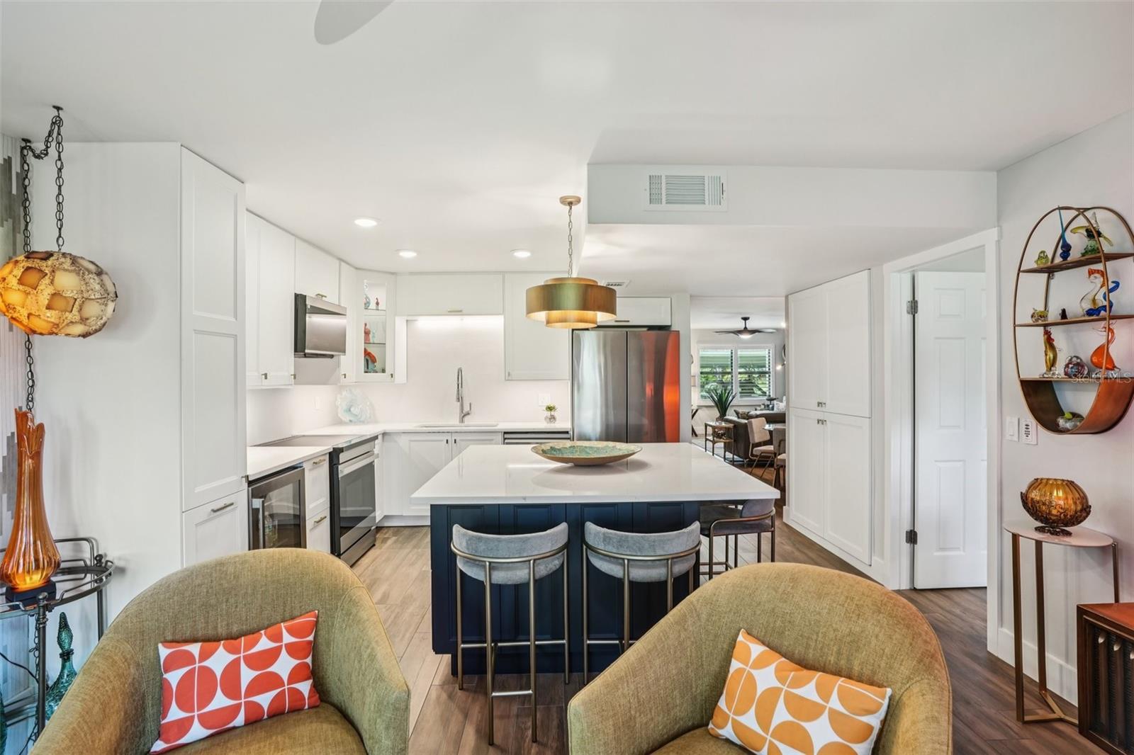 Image 13 of 39 For 5085 1st Street Ne 143
