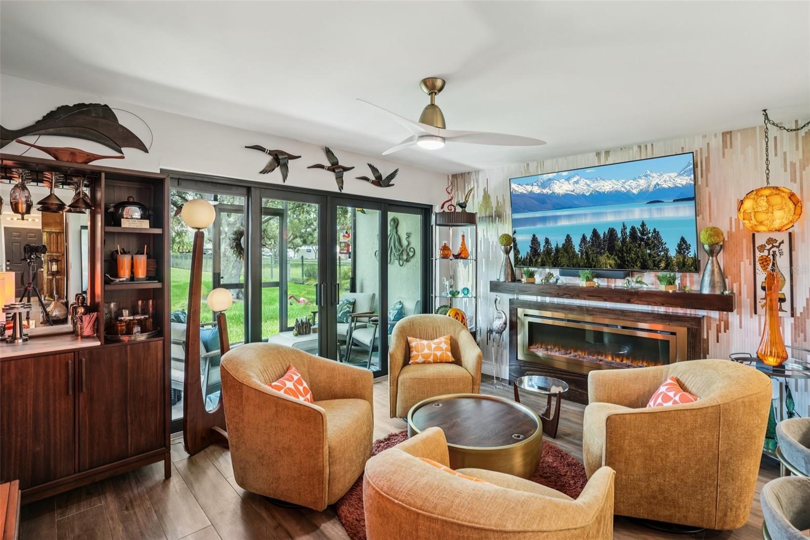 Image 15 of 39 For 5085 1st Street Ne 143