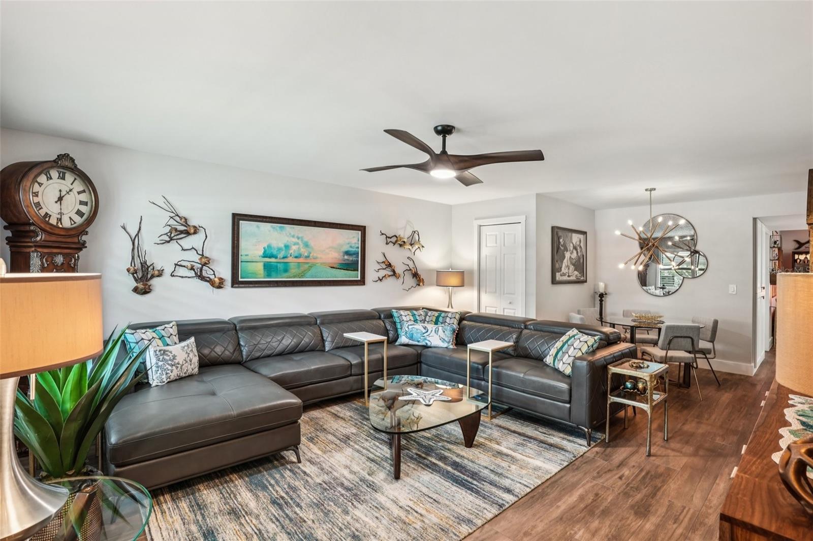 Image 4 of 39 For 5085 1st Street Ne 143