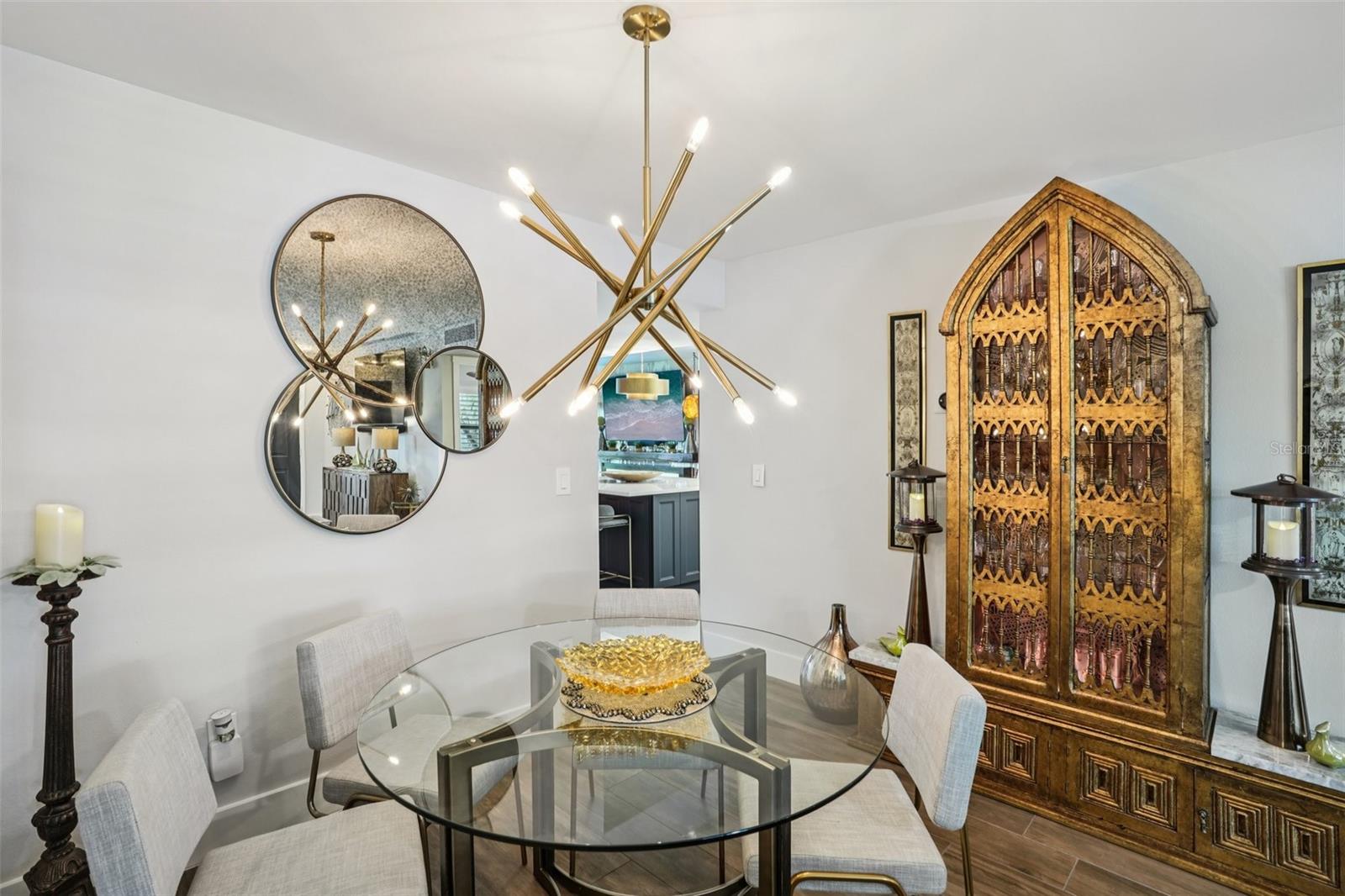 Image 8 of 39 For 5085 1st Street Ne 143