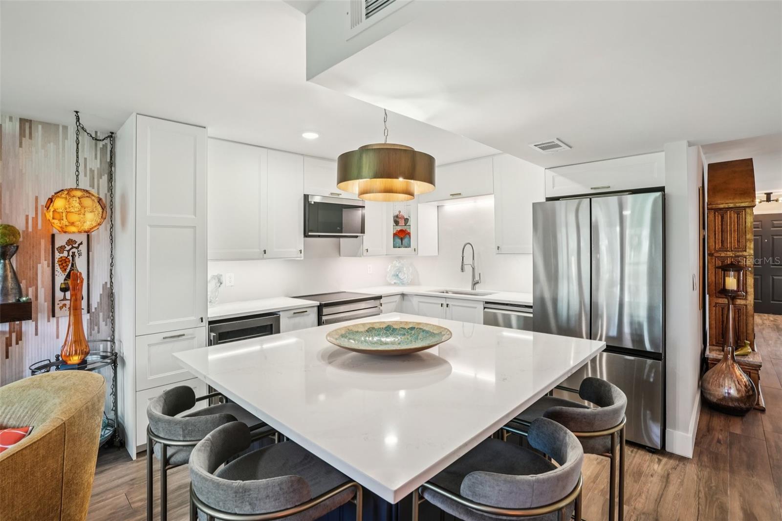 Image 9 of 39 For 5085 1st Street Ne 143
