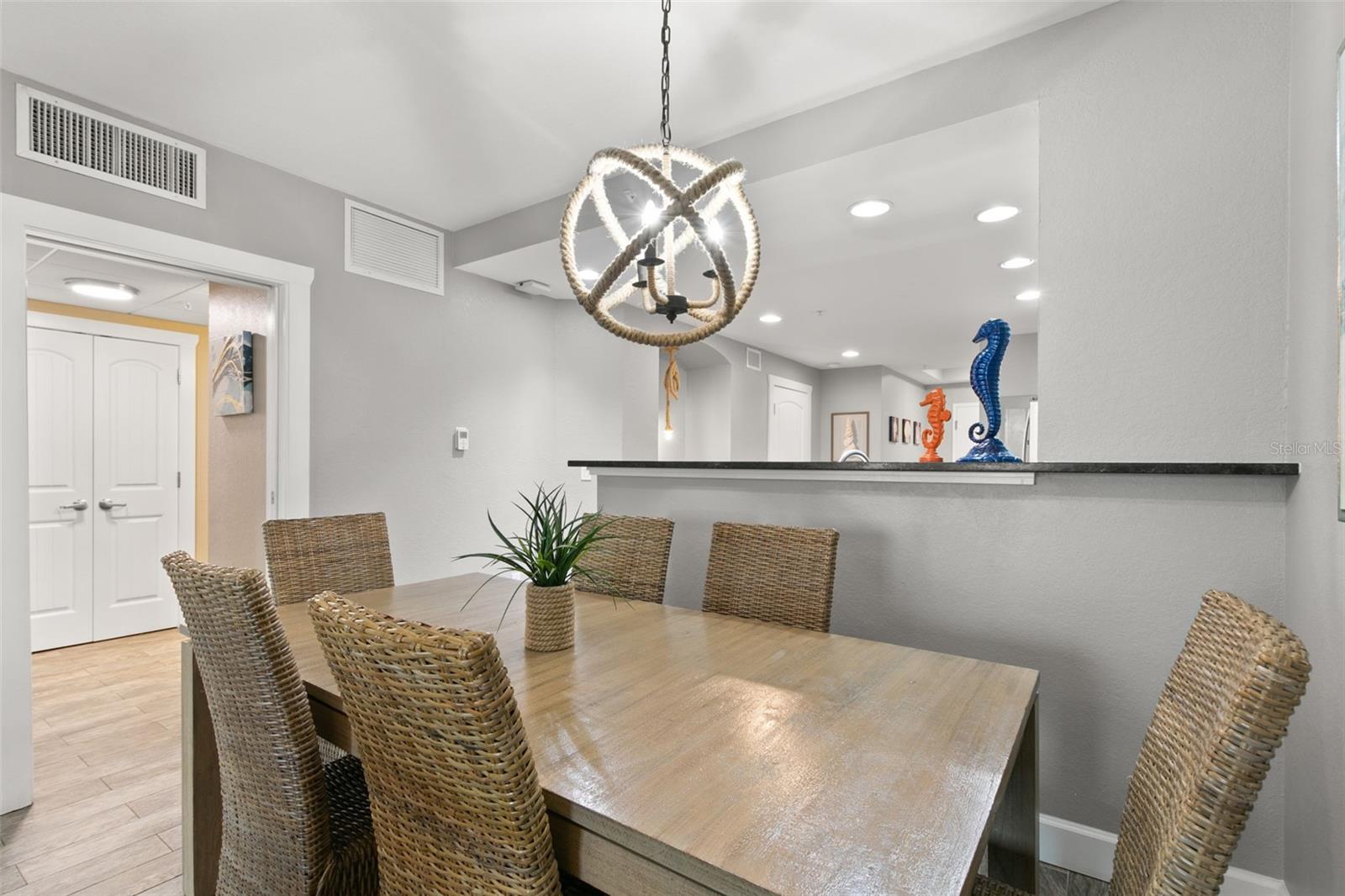 Image 11 of 53 For 399 2nd Street 815