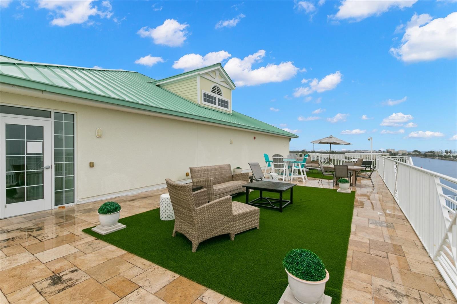 Image 4 of 53 For 399 2nd Street 815