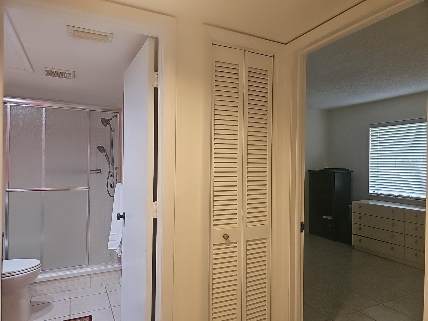 Image 23 of 33 For 3076 Eastland Boulevard 210