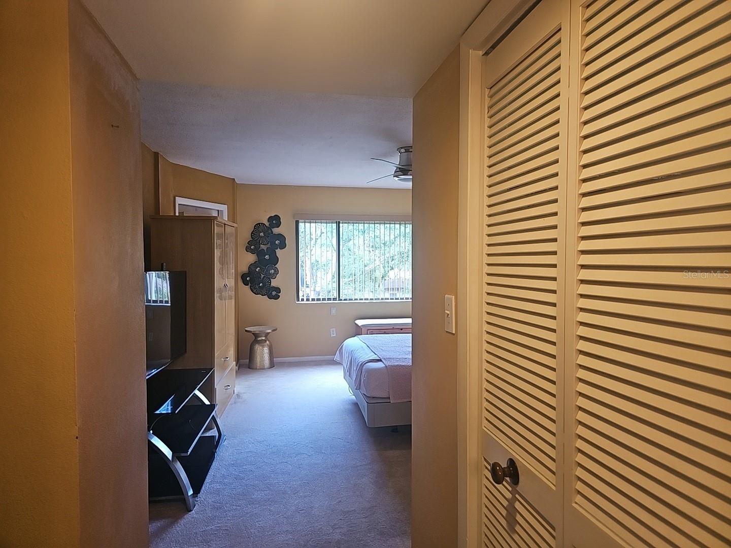 Image 27 of 33 For 3076 Eastland Boulevard 210