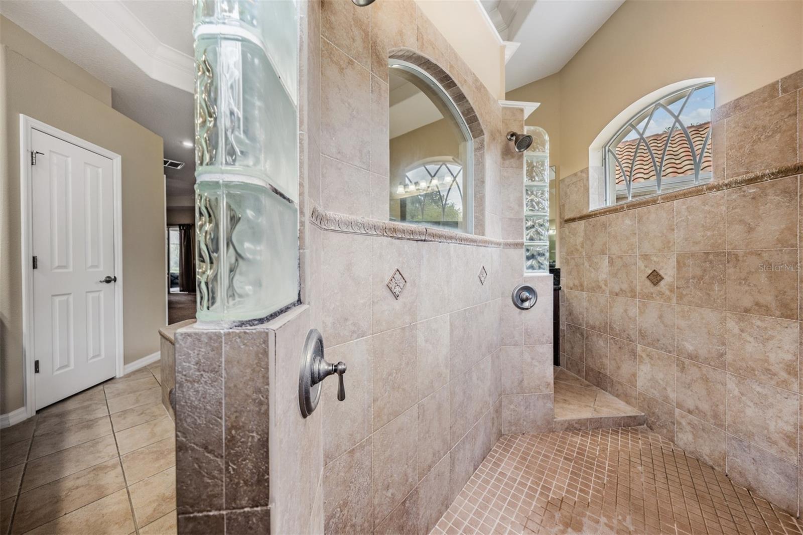 Image 39 of 56 For 12314 Lake Jovita Boulevard