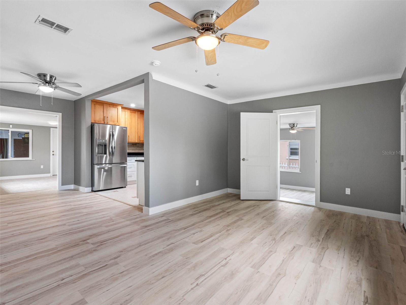 Image 16 of 61 For 540 80th Avenue