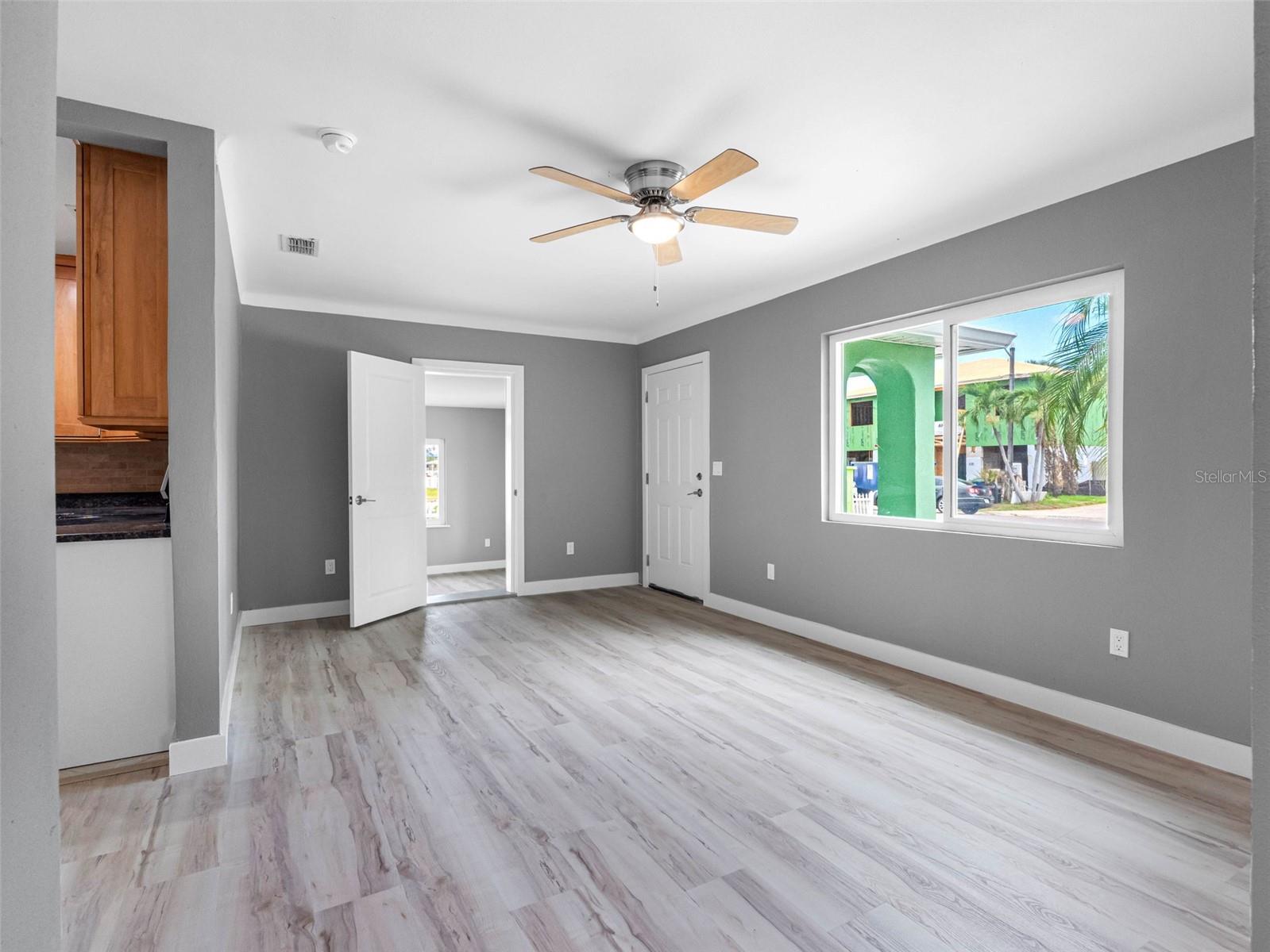 Image 18 of 61 For 540 80th Avenue