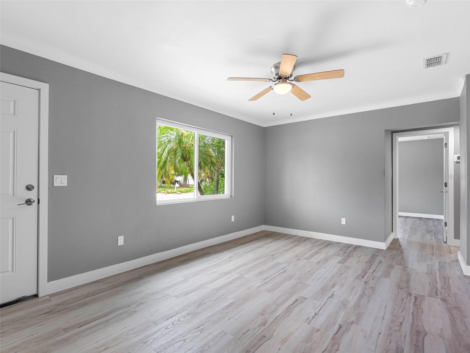 Image 19 of 61 For 540 80th Avenue