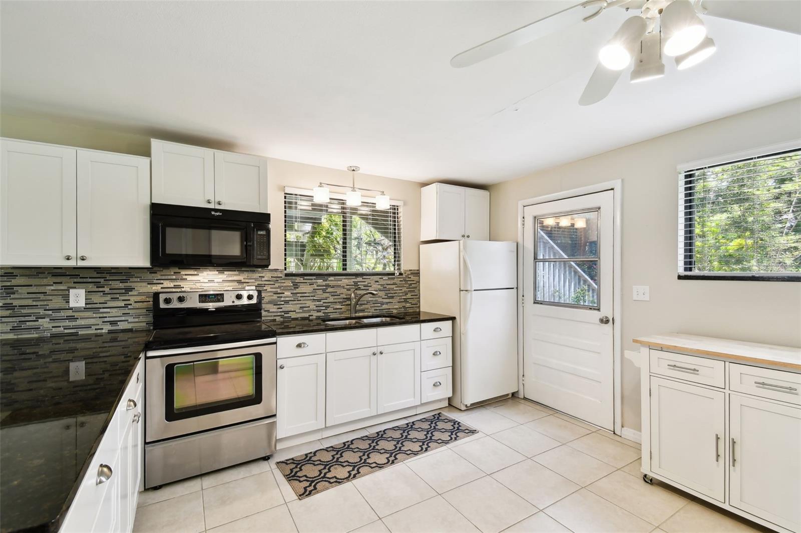 Image 23 of 39 For 12835 74th Avenue