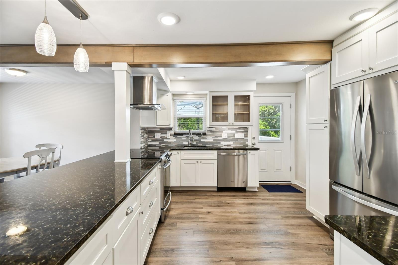 Image 7 of 39 For 12835 74th Avenue