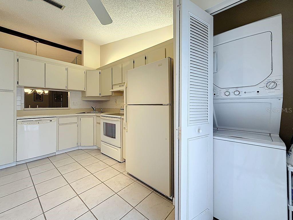 Image 16 of 70 For 3113 Lake Pine Way C