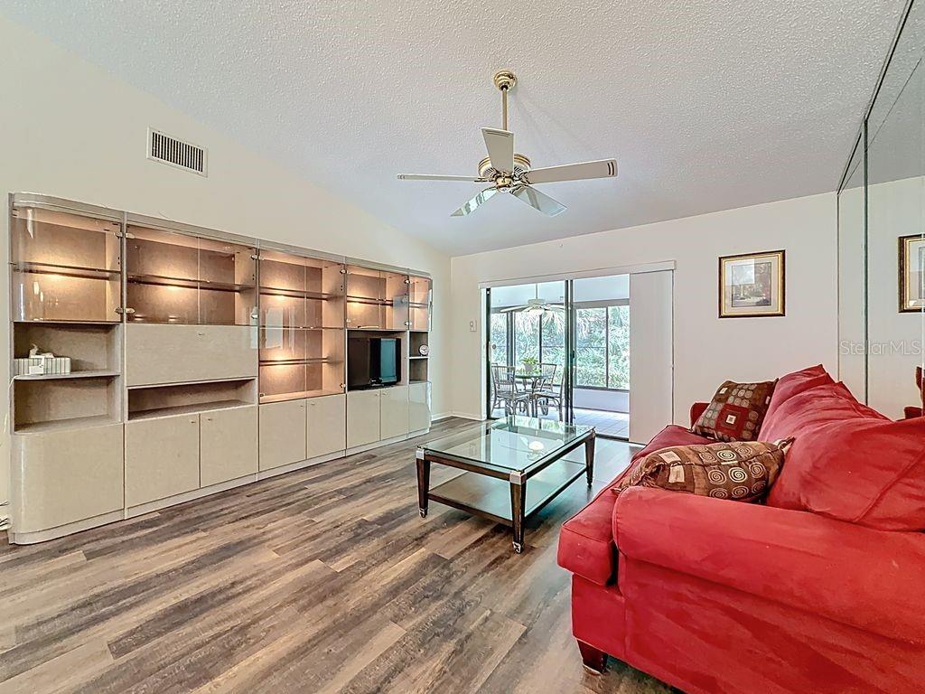 Image 21 of 70 For 3113 Lake Pine Way C