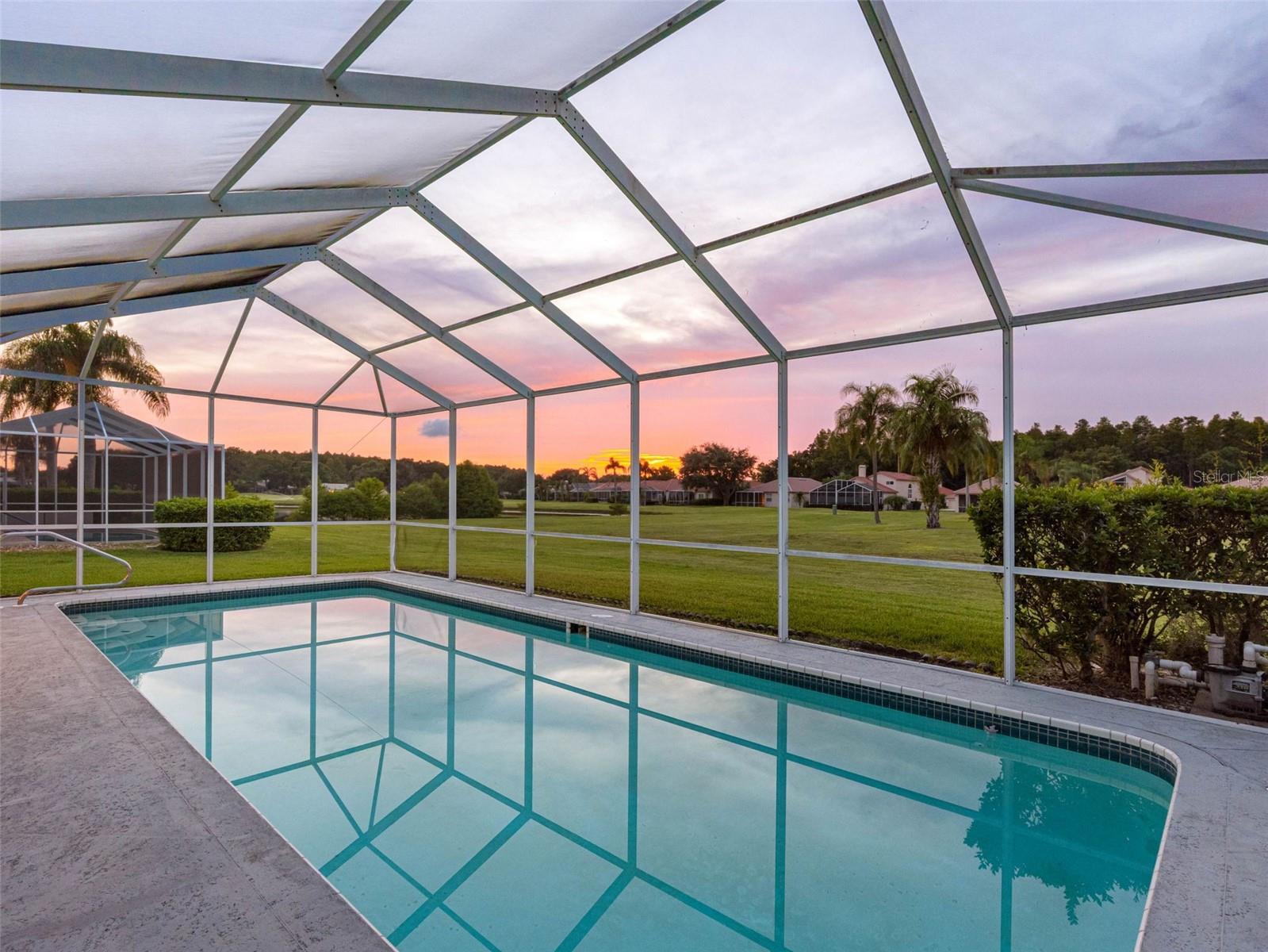 Listing photo id 19 for 1090 Dartford Drive