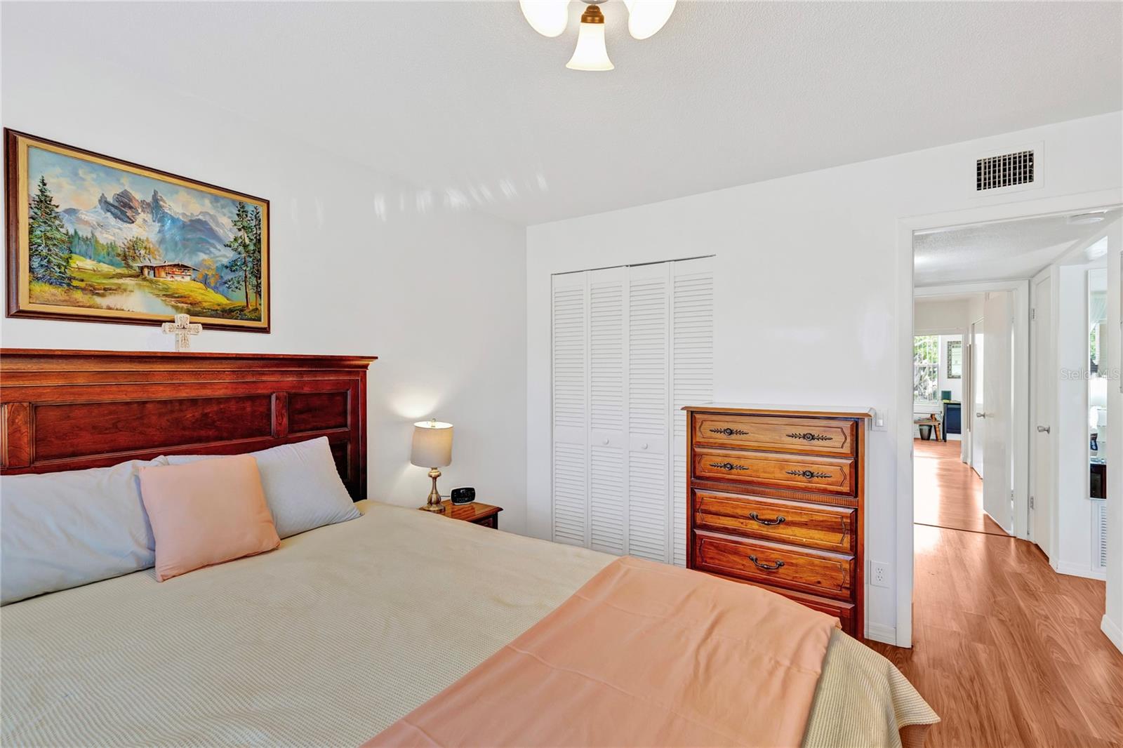 Image 16 of 38 For 2463 Brazilia Drive 31
