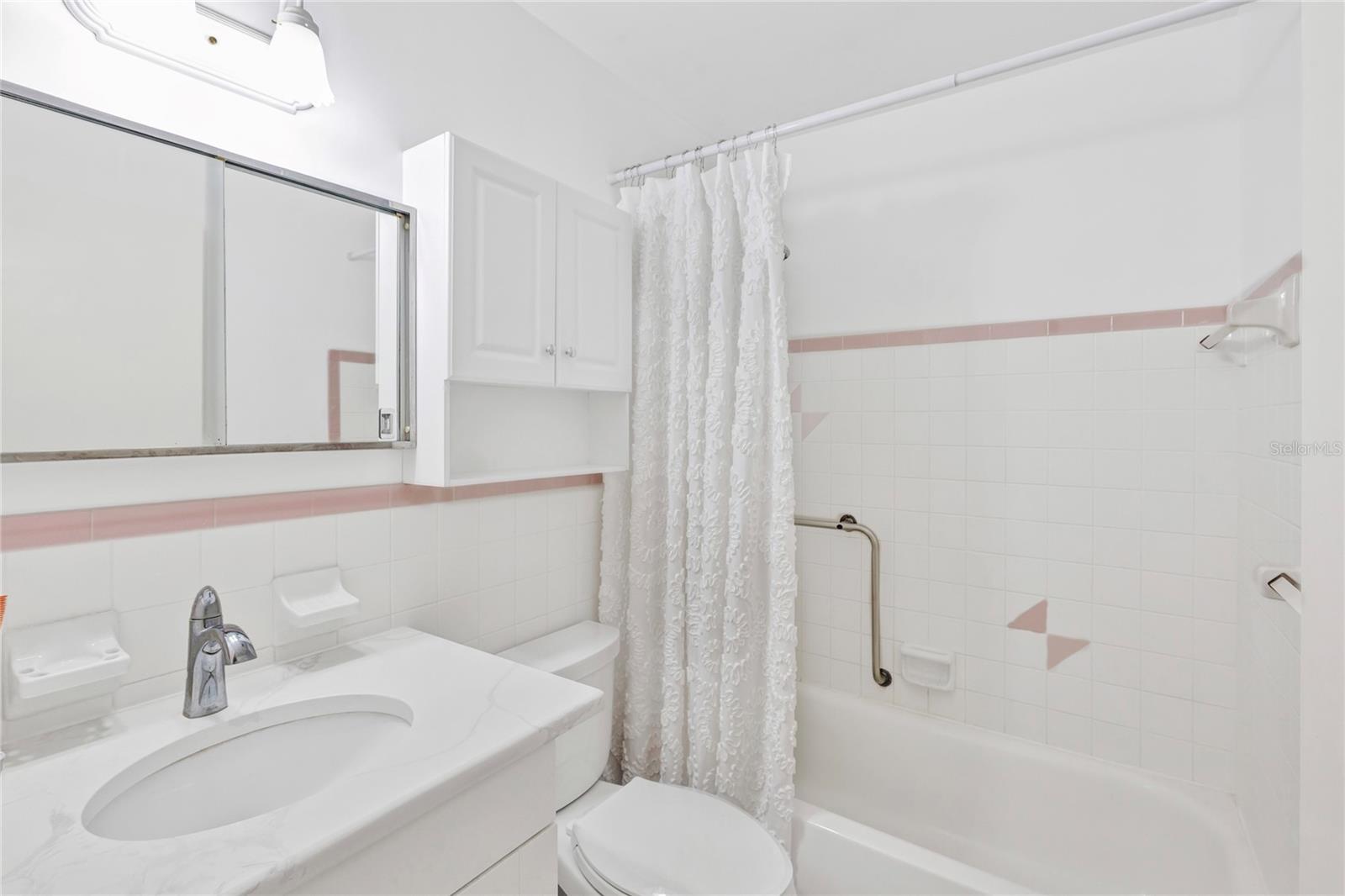 Image 18 of 38 For 2463 Brazilia Drive 31