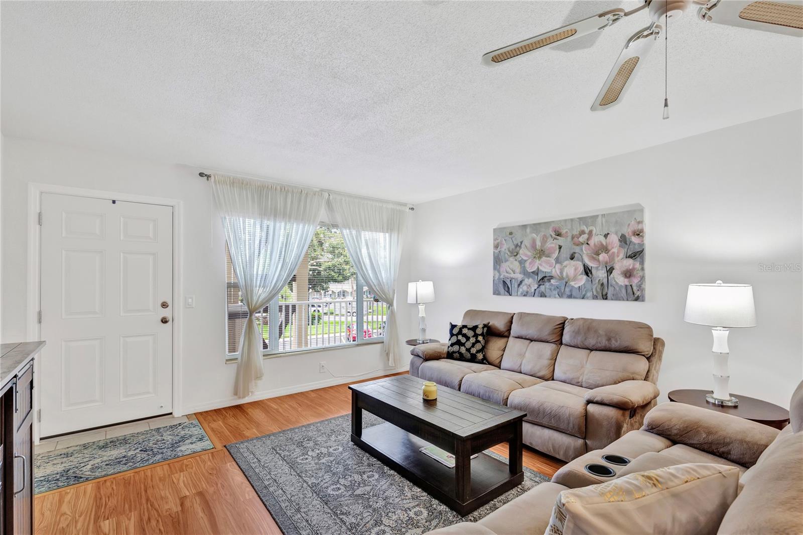 Image 4 of 38 For 2463 Brazilia Drive 31
