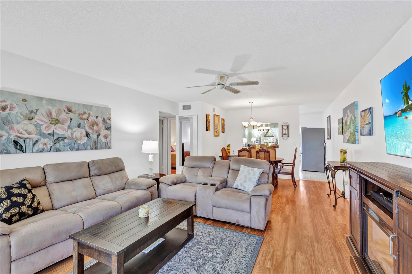 Image 6 of 38 For 2463 Brazilia Drive 31