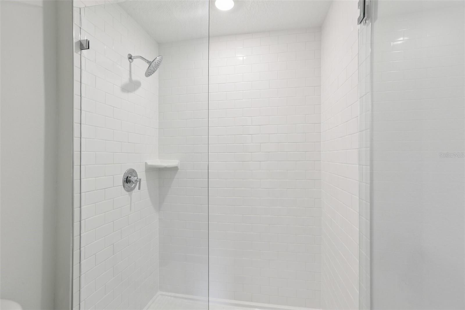 Image 30 of 43 For 7681 Deer Valley Circle