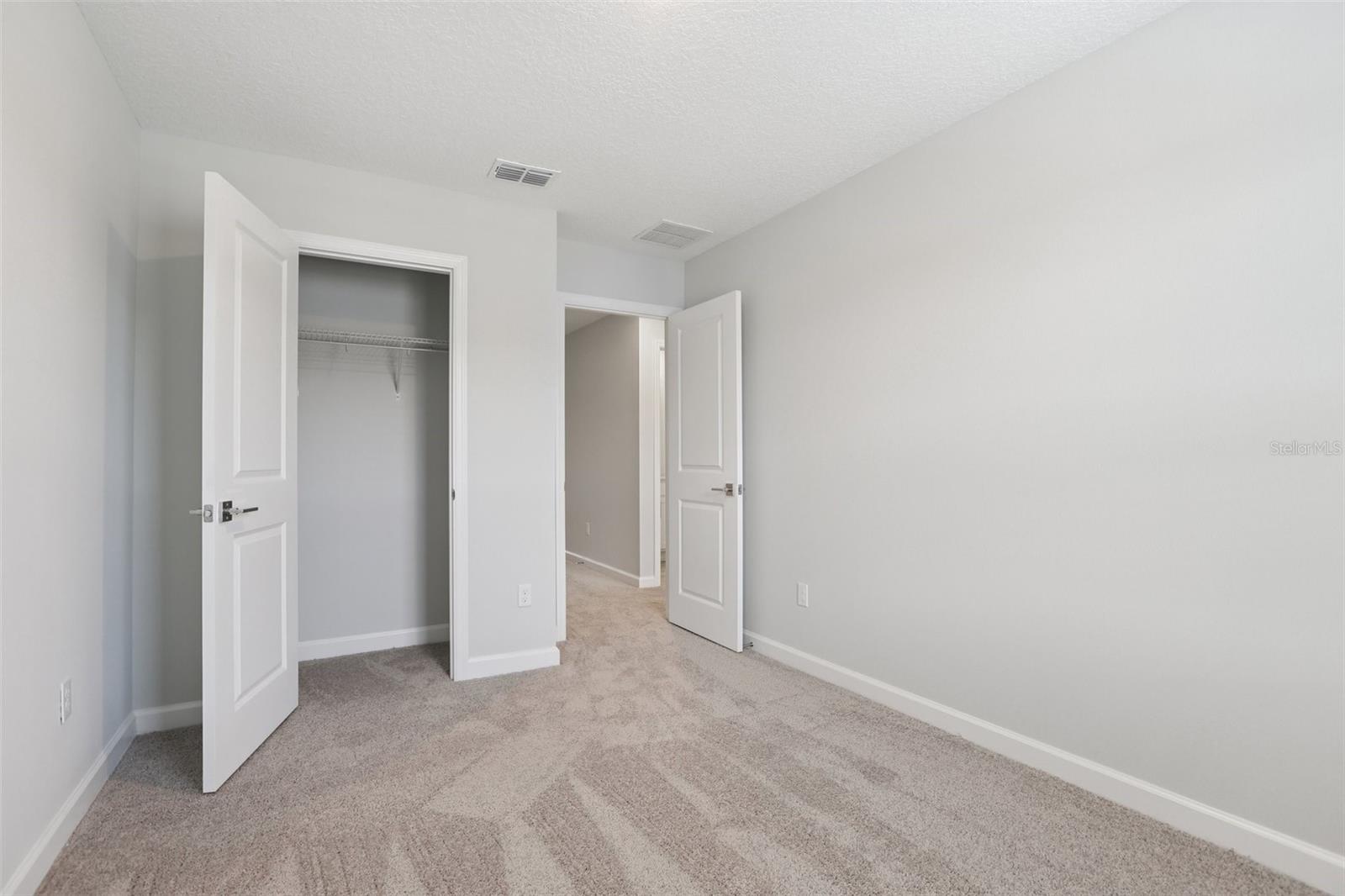 Image 33 of 43 For 7681 Deer Valley Circle