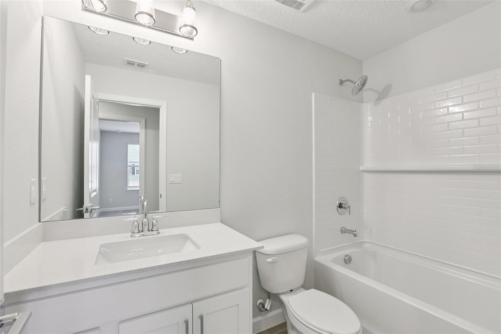 Image 34 of 43 For 7681 Deer Valley Circle