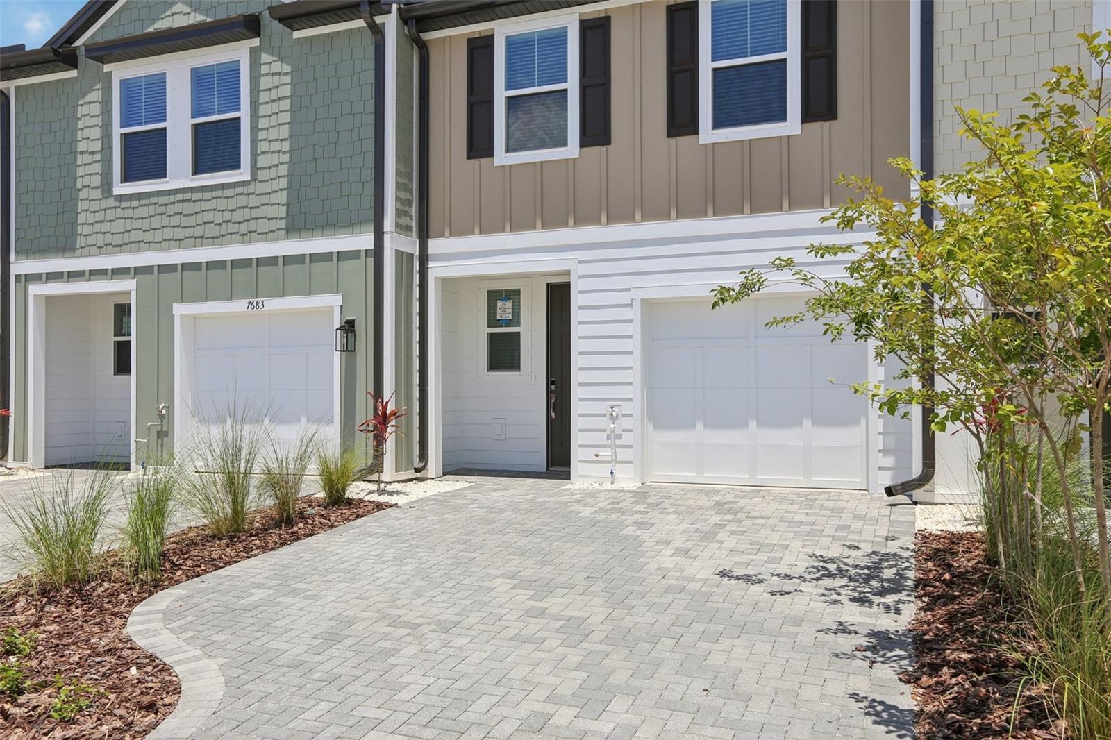 Image 6 of 43 For 7681 Deer Valley Circle