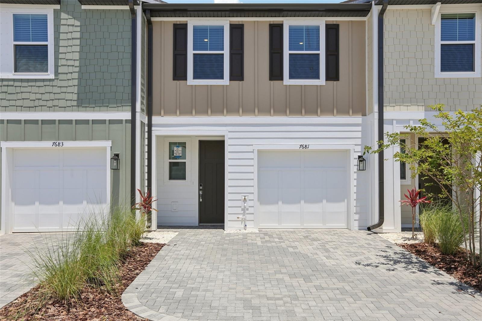 Image 7 of 43 For 7681 Deer Valley Circle